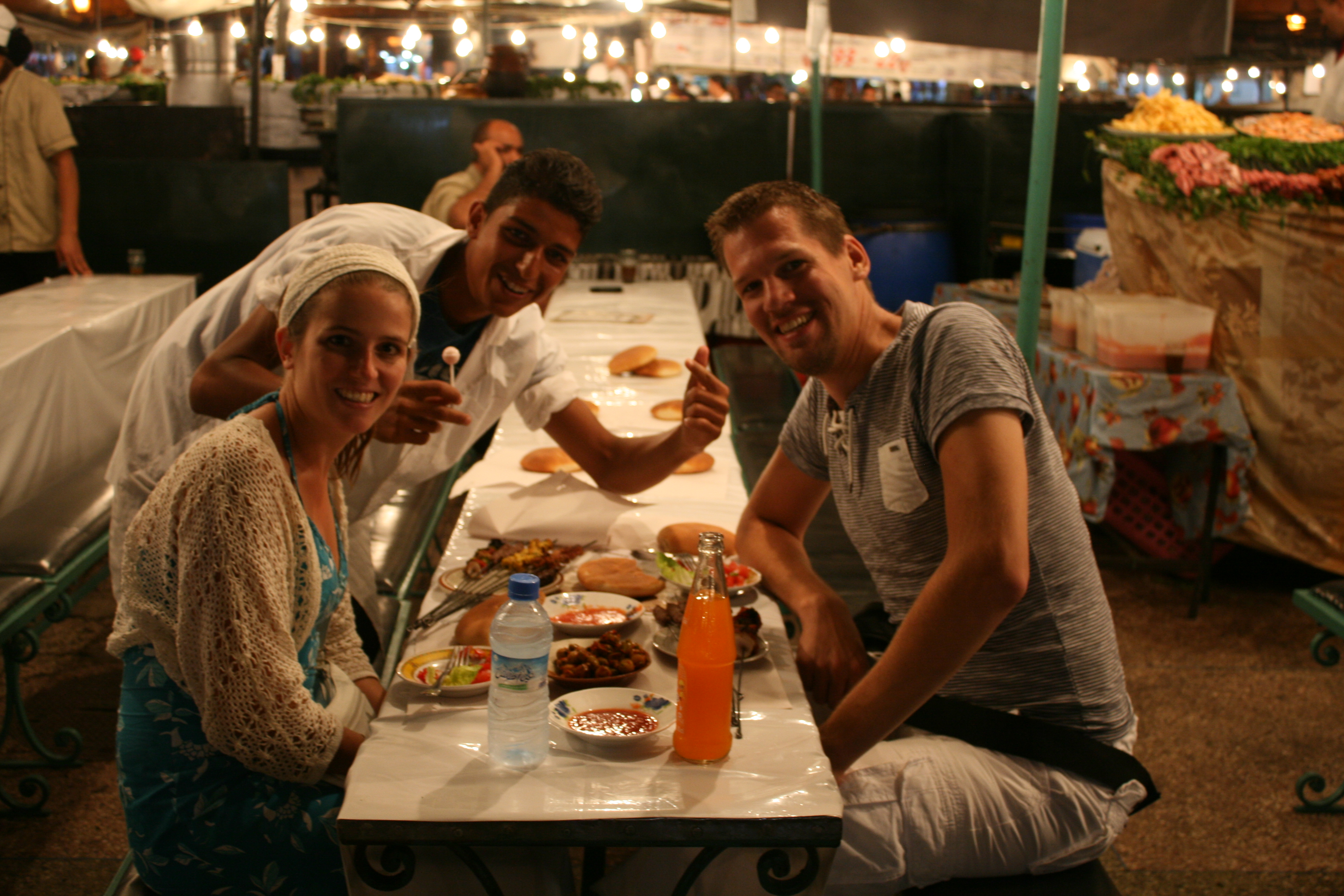 Eten op het Djemaa el Fna-plein in Marrakesh