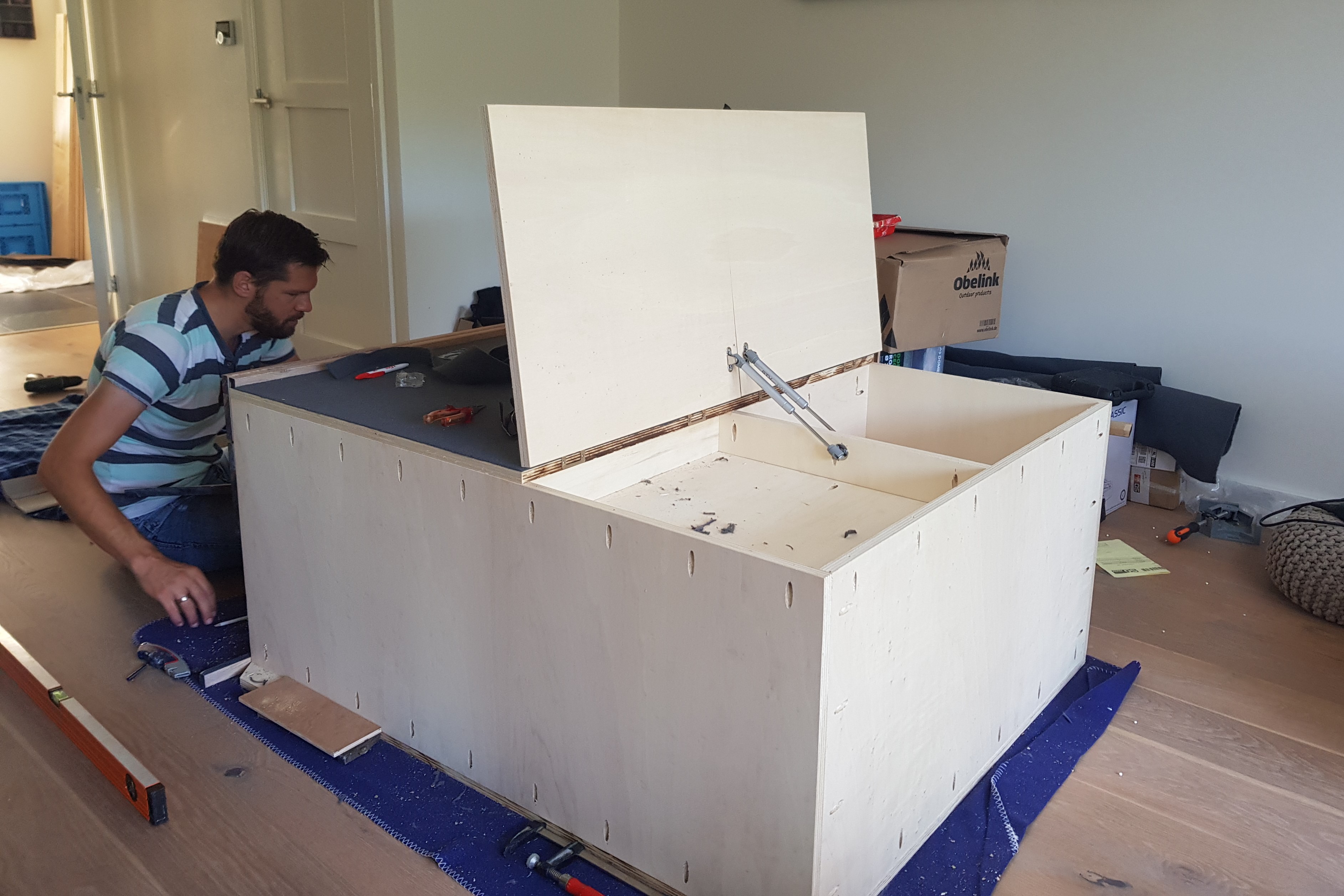 Kleppen voor extra vakken bovenop.